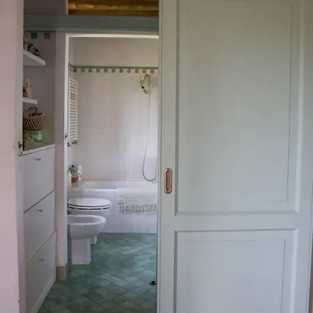 Casale Immerso Nel Verde